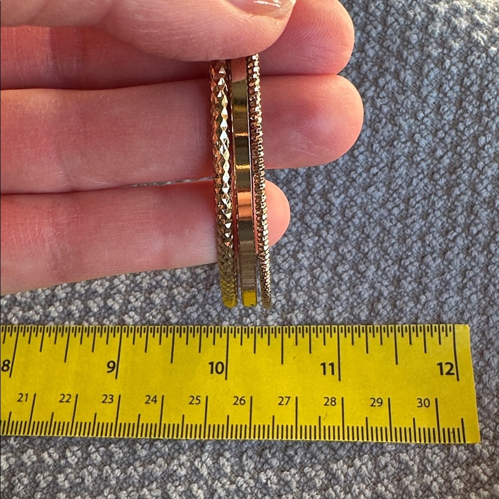Bangle Bracelet Trio. Goldtone, smooth high polish and textured. - Picture 7 of 7